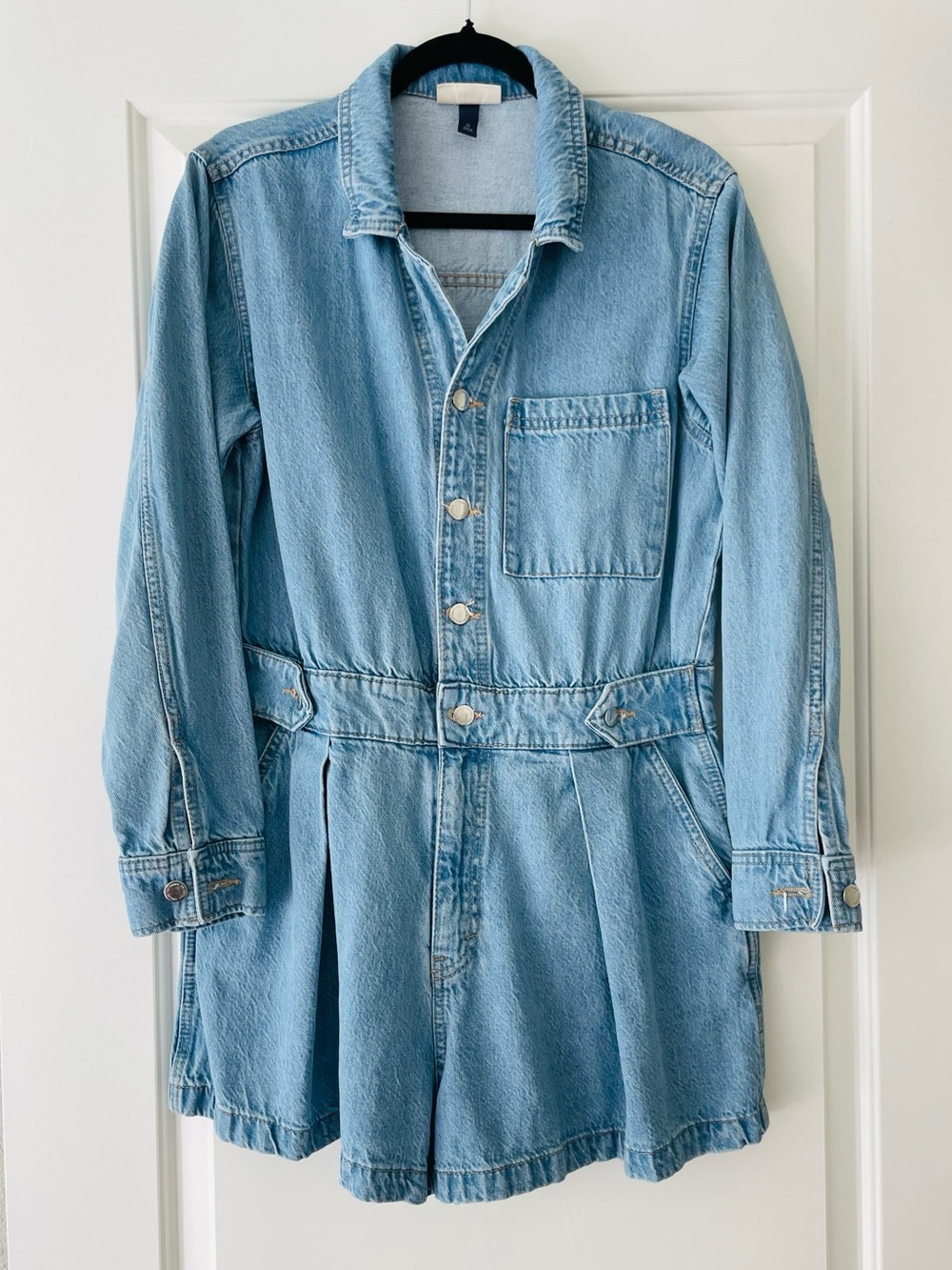 Universal Thread Medium Wash Denim Long-Sleeve Romper